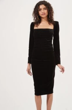 Virginia Velvet Square Neck Midi Dress