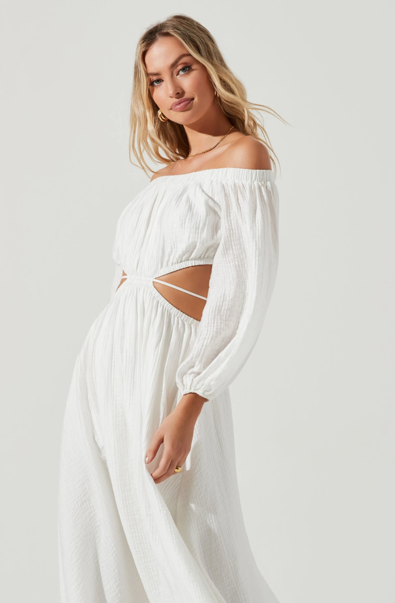 Cassian Cutout Off Shoulder Midi Dress 3 Cassian Cutout Off Shoulder Midi Dress - Image 3