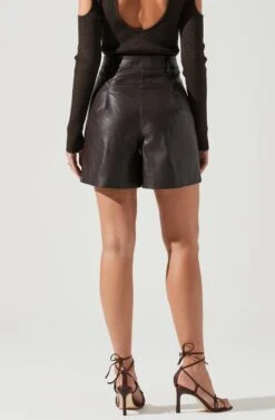 Wilma Faux Leather Shorts -Dresses Sales Store ACP7242 DARKBROWN 1904
