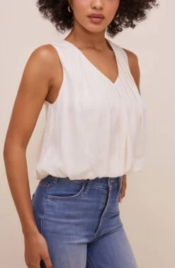 Georgina Sleeveless V Neck Top -Dresses Sales Store ACT16608 IVORY 5