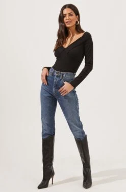 Nola Deep V Neck Ribbed Long Sleeve Bodysuit -Dresses Sales Store ACT16848 BLACK 1