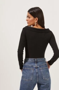 Nola Deep V Neck Ribbed Long Sleeve Bodysuit -Dresses Sales Store ACT16848 BLACK 5