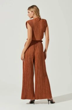 Cruise Pleated Padded Shoulder Crop Top -Dresses Sales Store ACT17063 RUST 6 6