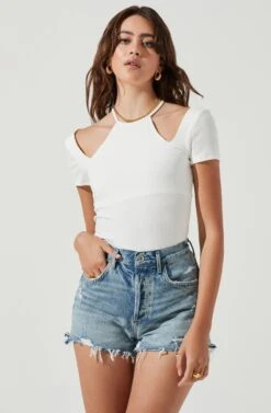 Reedley Halter Neck Cutout Short Sleeve Bodysuit -Dresses Sales Store ACT17107 WHITE 2