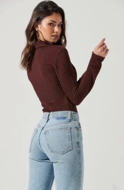 Lamora Waffle Knit Ruched Button Down Top 23 Lamora Waffle Knit Ruched Button Down Top -Dresses Sales Store ACT17338 BROWN 0226 1