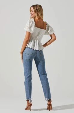 Amoura Eyelet Puff Sleeve Top -Dresses Sales Store ACT17481 WHITE 4