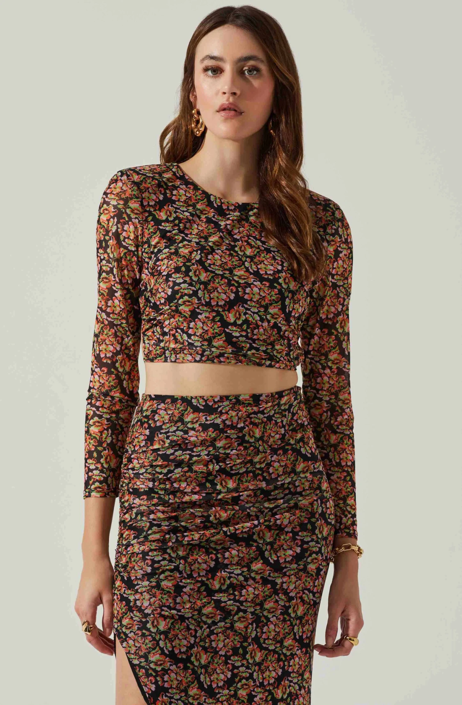 Louisa Floral Long Sleeve Open Back Crop Top 3 Louisa Floral Long Sleeve Open Back Crop Top - Image 3