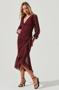 Long Sleeved Cinched Mermaid Dress