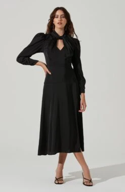 Twist Mock Neck Midi Dress