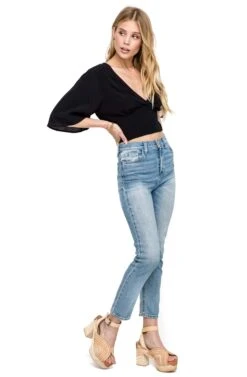 Flared Sleeve Banded Crop Top -Dresses Sales Store AT13720 BLACK 02