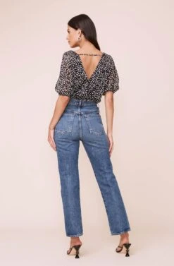 Double V Surplice Bodysuit -Dresses Sales Store AT16157 003 BLACK WHITEFLECKS 6 ff32cff8 13fe 43cb 9d09 3befba3d6d90