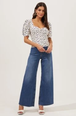 Short Sleeve Sweetheart Neck Top -Dresses Sales Store AT16707 CREAM BLUEDITSY 1