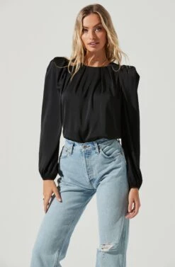 Puff Shoulder Long Sleeve Top