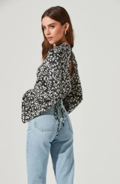 Long Sleeve Back Cutout Tie Waist Top -Dresses Sales Store AT17082 BLACKDAISY 2051