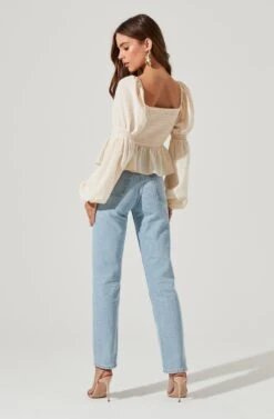 Cinched Long Sleeve Square Neck Top -Dresses Sales Store AT17101 CREAM 1709