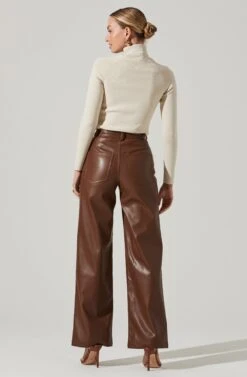 Sweetheart Turtleneck Long Sleeve Top -Dresses Sales Store AT17392 CREAM 5