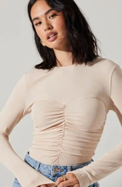 Center Ruched Long Sleeve Top -Dresses Sales Store AT17923 CREAM 3