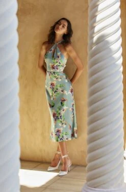 Sandrine Floral Halter Midi Dress -Dresses Sales Store LeniAliStudios ASTR WhitsundaysLENIALISTUDIOS 20220329 ASTR WALLCANDY 11 4221 84ddb4f5 5543 4429 b1c0 7a930a195cb4